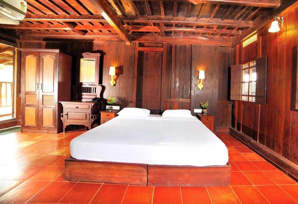 Kumarakom Heritage Resort كوتايم المظهر الخارجي الصورة