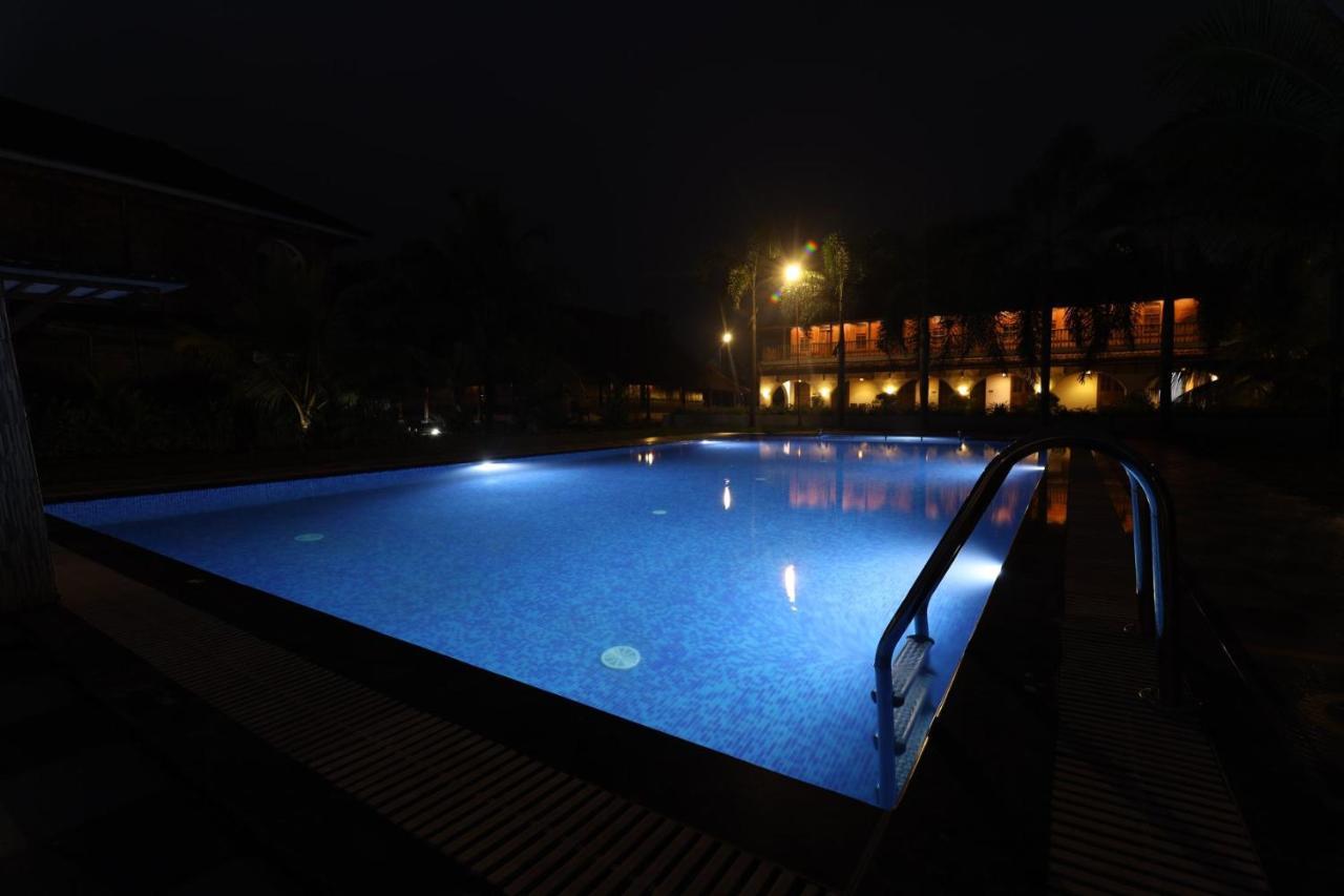 Kumarakom Heritage Resort كوتايم المظهر الخارجي الصورة